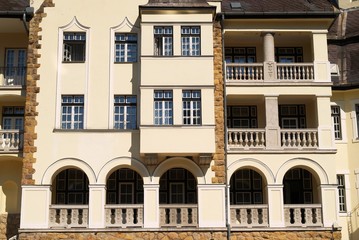 Fototapeta na wymiar Variation of windows on ancient palace