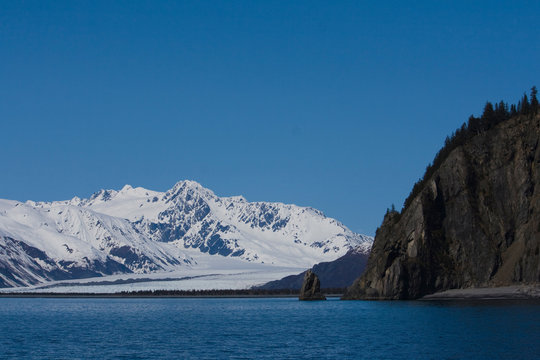 Bear Glacier in Kenai Fjords in Alaska