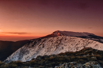  The Chatyr-dag mountain at dawn