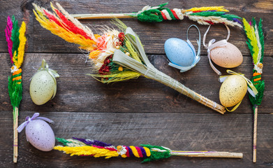 Wielkanocne jajka oraz ozdoby © Rochu_2008