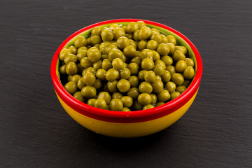 Marinated green peas