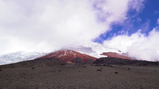 Timelapse Cotopaxi Volcano