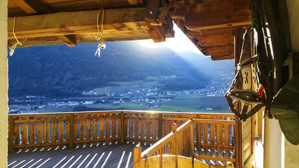 Ausblick über das Tal in Sütditrol
