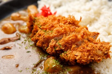 curried rice with tonkatsu