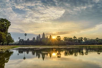 Wandcirkels tuinposter Angkor Wat when sunrise  Siem Reap, Cambodia © Noppasinw