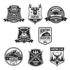 Obraz premium Vetor badges for hunter club or hunting adventure