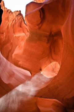 Rayon de lumi&egrave;re - Antelope Canyon