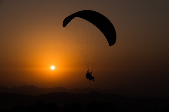 Paragliding at Bir
