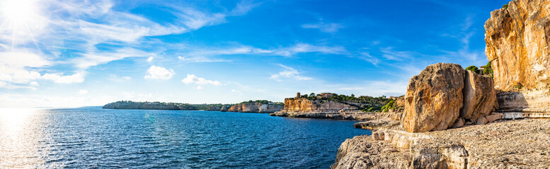 Fototapeta na wymiar Küste Landschaft Mittelmeer Spanien Balearen Insel Mallorca 