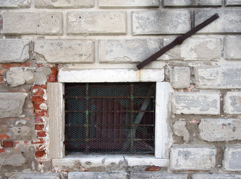 square barred window