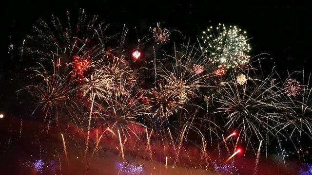  High quality video of new year fireworks in 4K