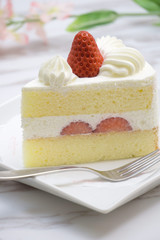 イチゴケーキ