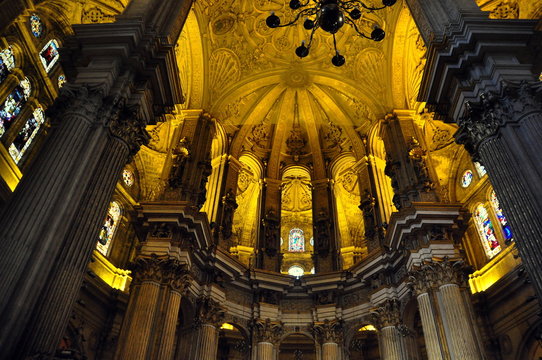 Kuppel der Santa Iglesia Catedral Basilica de la Encarnación von Innen