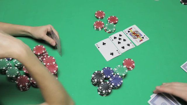A quick game of Texas poker in casino