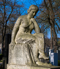 Monument auf Friedhof