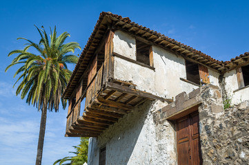 Fototapeta na wymiar Old house at Icod de los Vinos