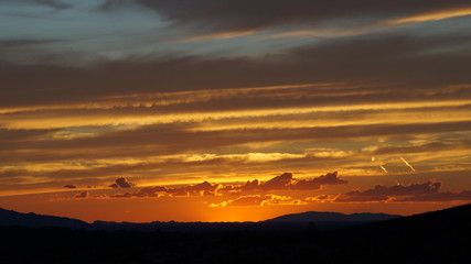 Orangener Sonnenuntergang über Phoenix