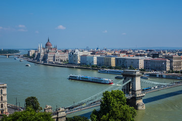 Fototapeta na wymiar The famous Chain Bridge (1849) in Budapest, Hungary, Europe.