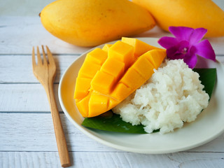 Mango sticky rice Thai dessert.