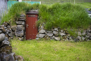 Old Grassroof House