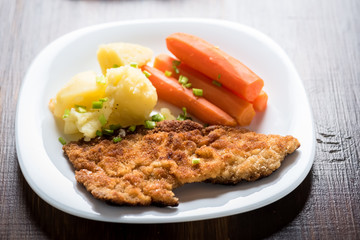pork with vegetables - small portion
