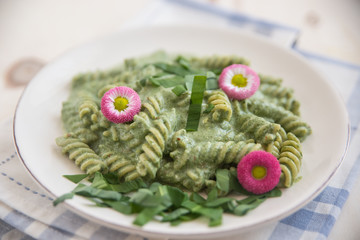 Frühlings Pasta mit Bärlauch