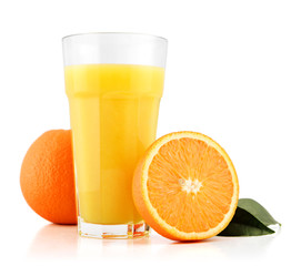 Orange juice and slices