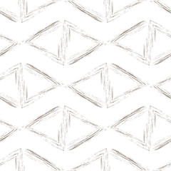 Seamless pattern of beige grunge triangles on a white background.
Abstract vector modern monochrome wallpaper. Can be used for graphic design, pattern fill, packaging, clothing, printing on surfaces.