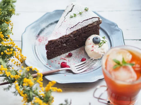 ガトーショコラでオシャレなティータイム Stock 写真 Adobe Stock