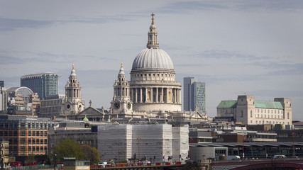 Fototapeta na wymiar St Paul's Cathedral in London City Skyline.