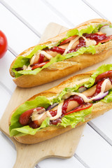 hot dog on a wooden table