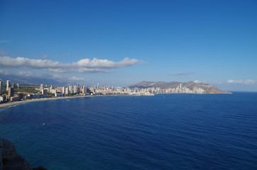 Fototapeta premium Robo a la naturaleza