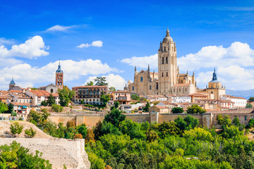 Fototapeta na wymiar Segovia, Spain. View over the town with its cathedral and medieval walls.
