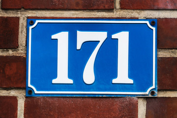 Hausnummer 171