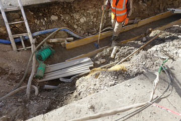 ouvrier dans les travaux