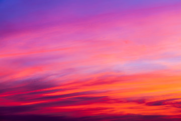 Obraz premium colorful dramatic sky with cloud at sunset