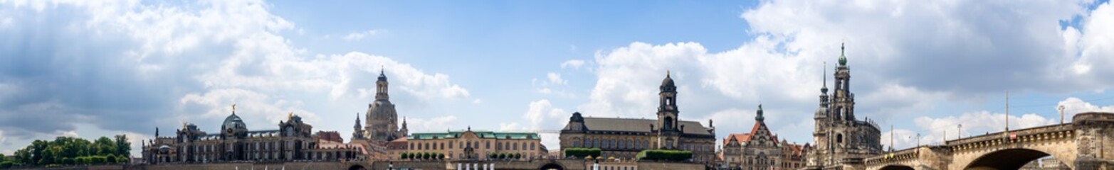 Fototapeta na wymiar Dresden, Germany. Beautiful panoramic view