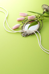 カガミとチューリップ