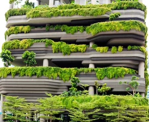 Zelfklevend Fotobehang Green parking in modern city of Singapore © tunach17