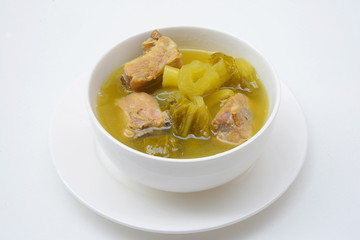Pickled lettuce soup with pork 
