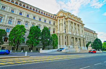 Fototapeta na wymiar Palace of Justice in Vienna