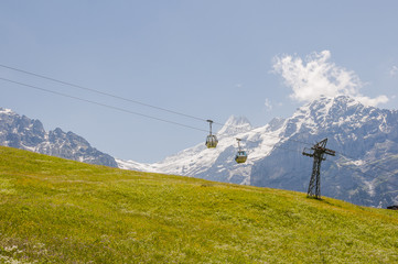 Grindelwald, First, Berner Oberland, Wanderweg, Bergbahn, Bergwiesen, Alm, Alpen, Schweizer Berge,...