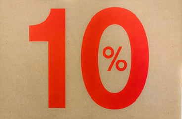 10%