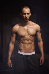 Obraz na płótnie Canvas Studio shot of man prepared for gym session