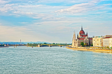 Naklejka na ściany i meble Danube River and Hungarian Parliament building in Budapest