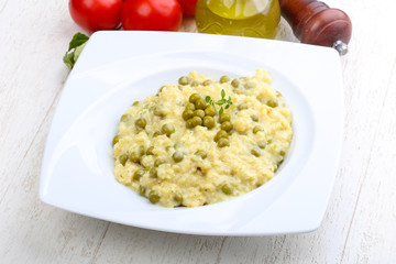 Risotto with green peas