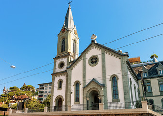Obraz premium Church at Geneva Lake Riviera in Montreux