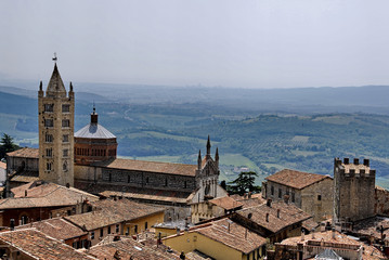Fototapeta na wymiar Toscana, panorama urbano