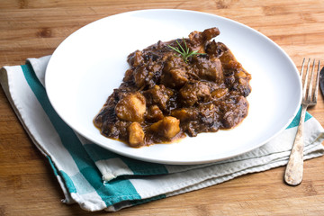 Estofado de carne