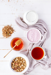 Granola oats and grains breakfast